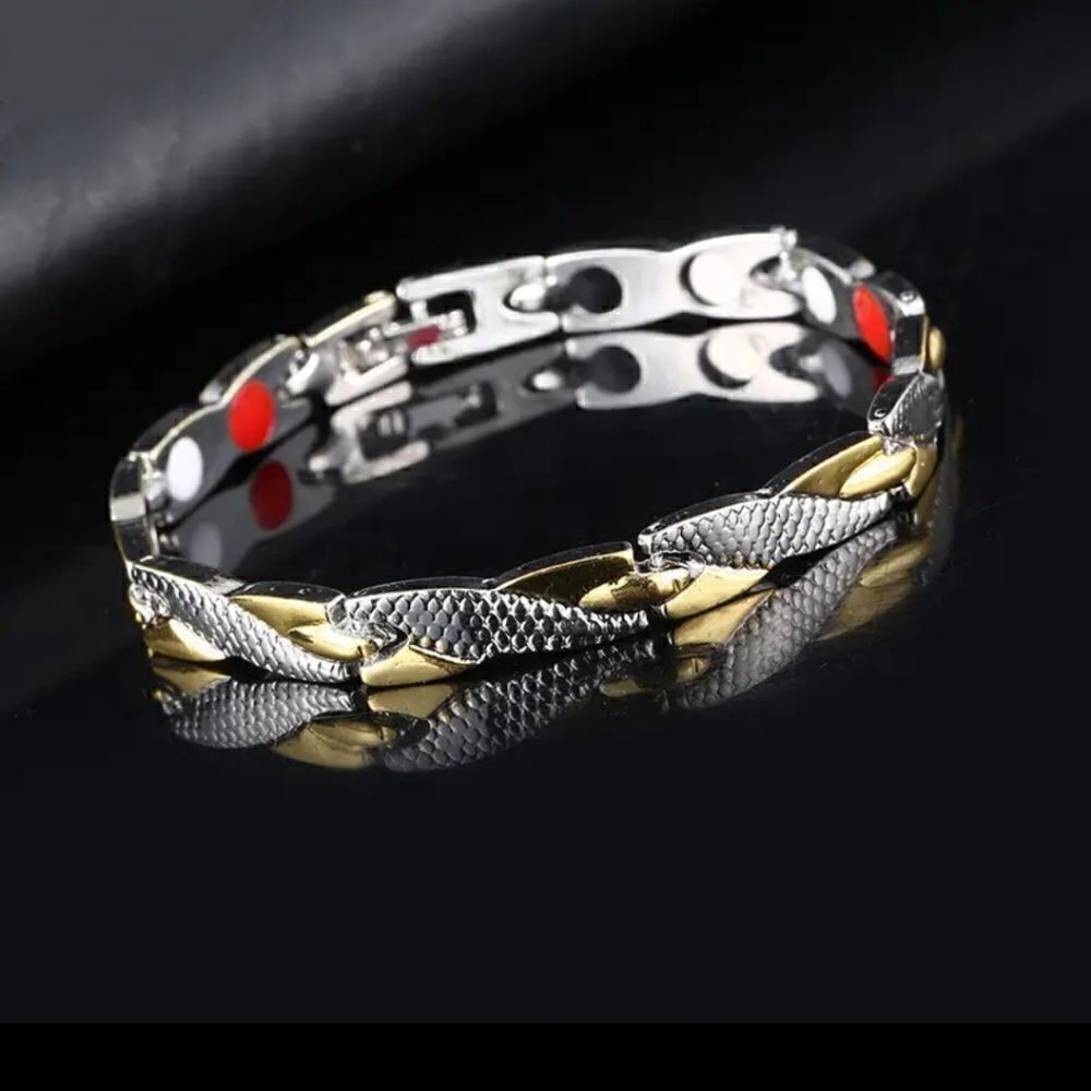Casual Retro Fashionpattern Magnetic Bracelet
